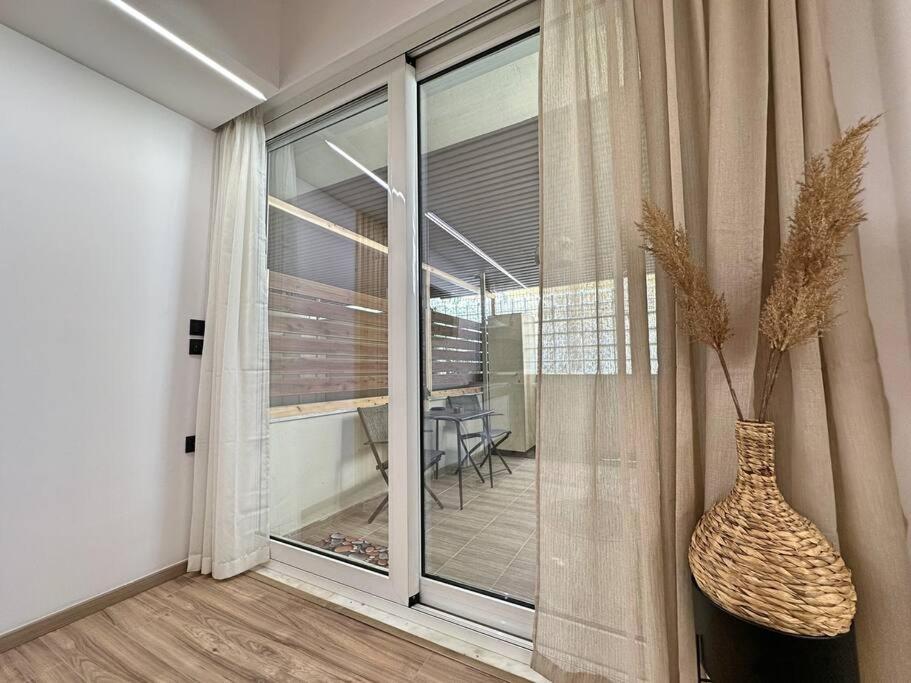 Oasis Luxury Apartments 에레트리아 외부 사진