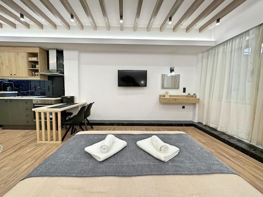 Oasis Luxury Apartments 에레트리아 외부 사진