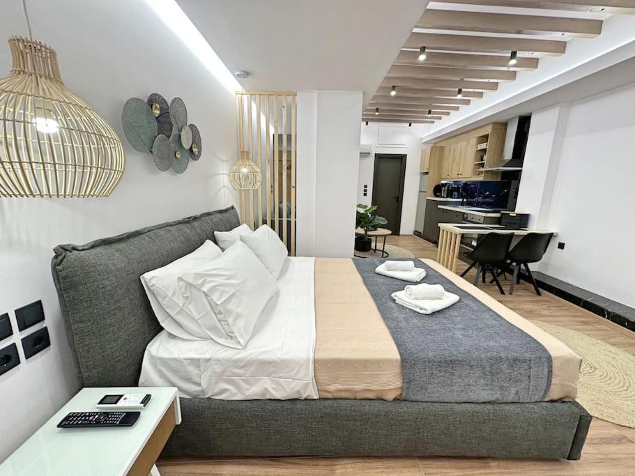 Oasis Luxury Apartments 에레트리아 외부 사진